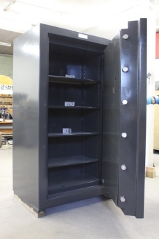 Used Fichet Bauche Model GC 600 Bankers TRTL30X6 Equivalent High Security Safe